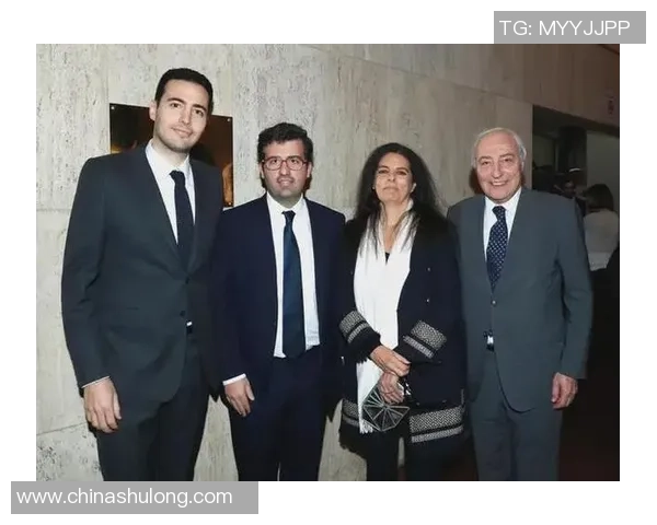 足球界的奢华传奇最土豪明星背后的财富与生活揭秘